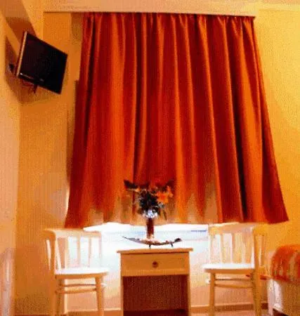 Hotel Oasis 3*
