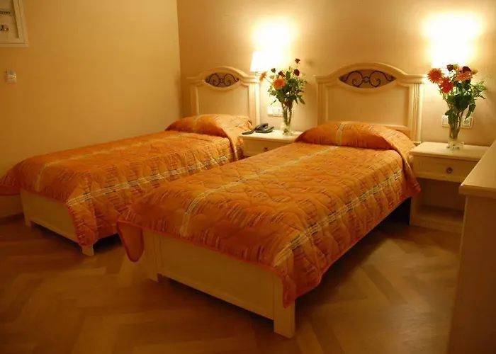 Szálloda Oasis Szkála